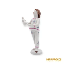 Hollóházi porcelán - Babázó kislány virágmintás pizsamában