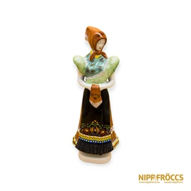 Hollóházi porcelán - Népviseletes nő keszkenővel