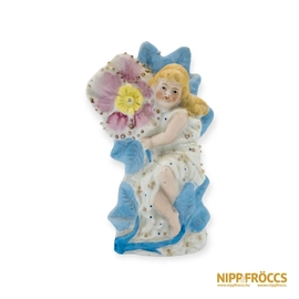 Porcelán, kerámia - Kis váza virággal és kislánnyal