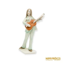 Aquincumi porcelán - Gitározó hippi lány (nagy)