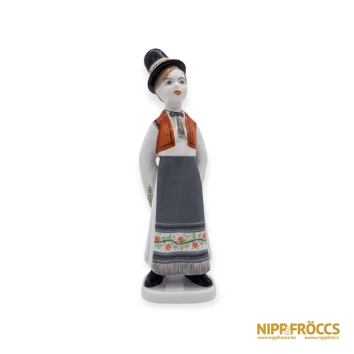 Hollóházi porcelán - Népviseletes fiú