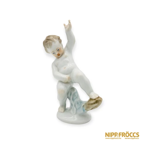 Herendi porcelán - Pisilő Puttó