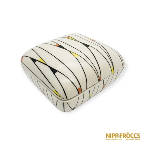 Budapesti porcelán - Színes háromszöges bonbonier