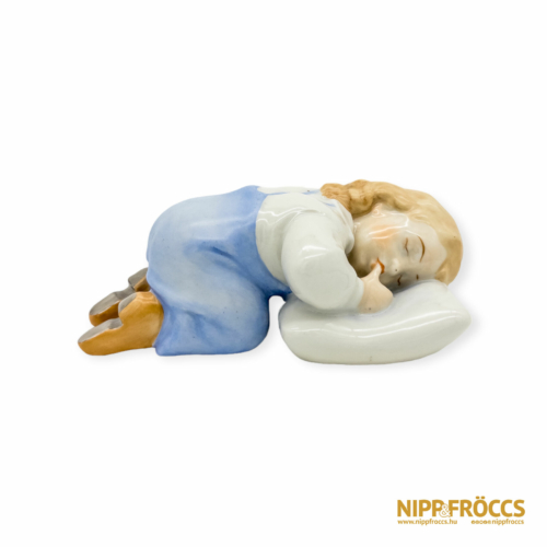 Zsolnay porcelán - Alvó kisgyerek