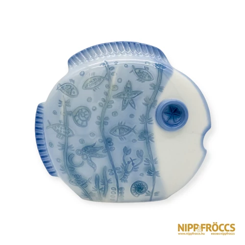 Aquincumi porcelán - Lepényhal aquazúr festéssel