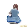 Kép 5/10 - Drasche porcelán -  Földön ülő babázó kislány kék ruhában
