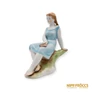 Kép 1/10 - Zsolnay porcelán - Lány, könyvvel