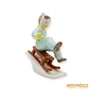 Kép 8/10 - Aquincumi porcelán -  Szánkózó gyerek