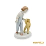 Kép 2/12 - Aquincumi porcelán -  Macival sétáló gyerek