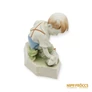 Kép 10/11 - Zsolnay porcelán -  Tyúkot simogató kisgyerek