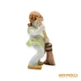 Kép 3/12 - Herendi porcelán -  Sepregető kislány