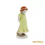Kép 3/13 - Aquincumi porcelán -  Zöld ruhás kislány kalapban