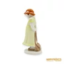 Kép 6/10 - Aquincumi porcelán -  Zöld ruhás kislány kalapban