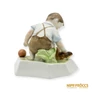 Kép 5/10 - Zsolnay porcelán -  Tyúkot simogató kisgyerek