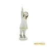 Kép 8/10 - Hollóházi porcelán -  Nyújtózkodó kislány