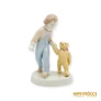 Kép 1/10 - Aquincumi porcelán - Macival sétáló gyerek
