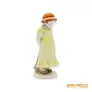 Kép 2/10 - Aquincumi porcelán -  Sárga ruhás kislány kalapban