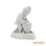 Kép 4/10 - Zsolnay porcelán -  Rőzsegyűjtő gyerek (festetlen)