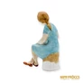 Kép 5/10 - Budapesti porcelán -  Ülő lány