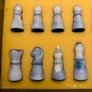 Kép 4/8 - Aquincumi porcelán -  Sakk-készlet aquazúr festéssel